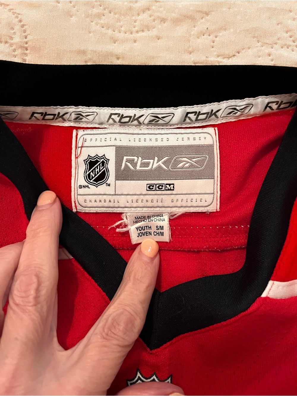 Reebok Hurricanes Hockey Jersey ‘Smith’ name - Picture 4 of 4